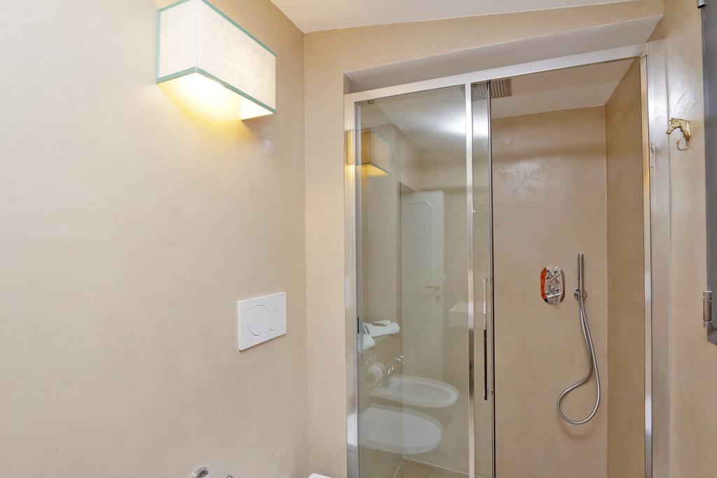 Fiori Charme - My Extra Home Roma Phòng bức ảnh